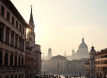 Illustrazione sulla riforma delle pensioni e anzianità contributiva